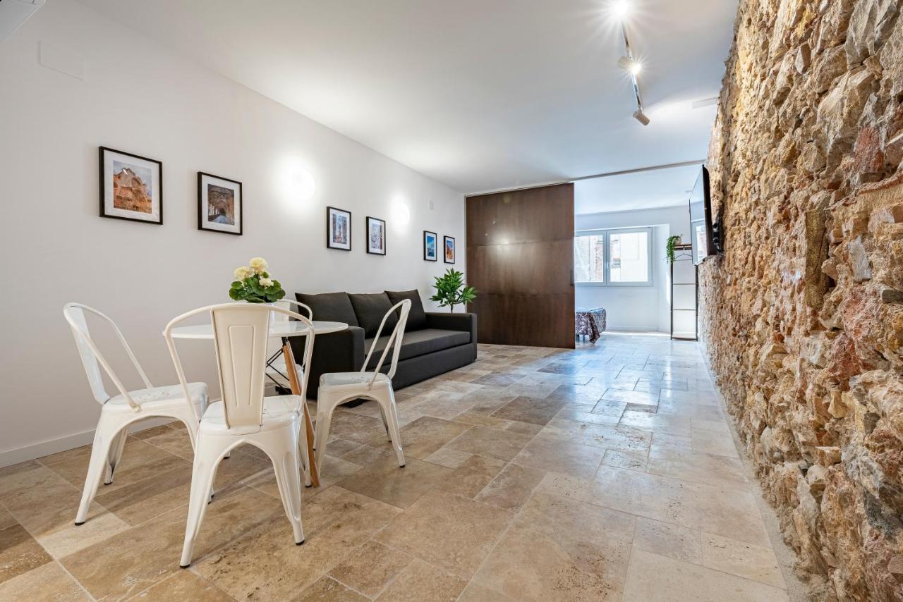 טראגונה Stone Wall Apartment En Barri Port Maritim מראה חיצוני תמונה