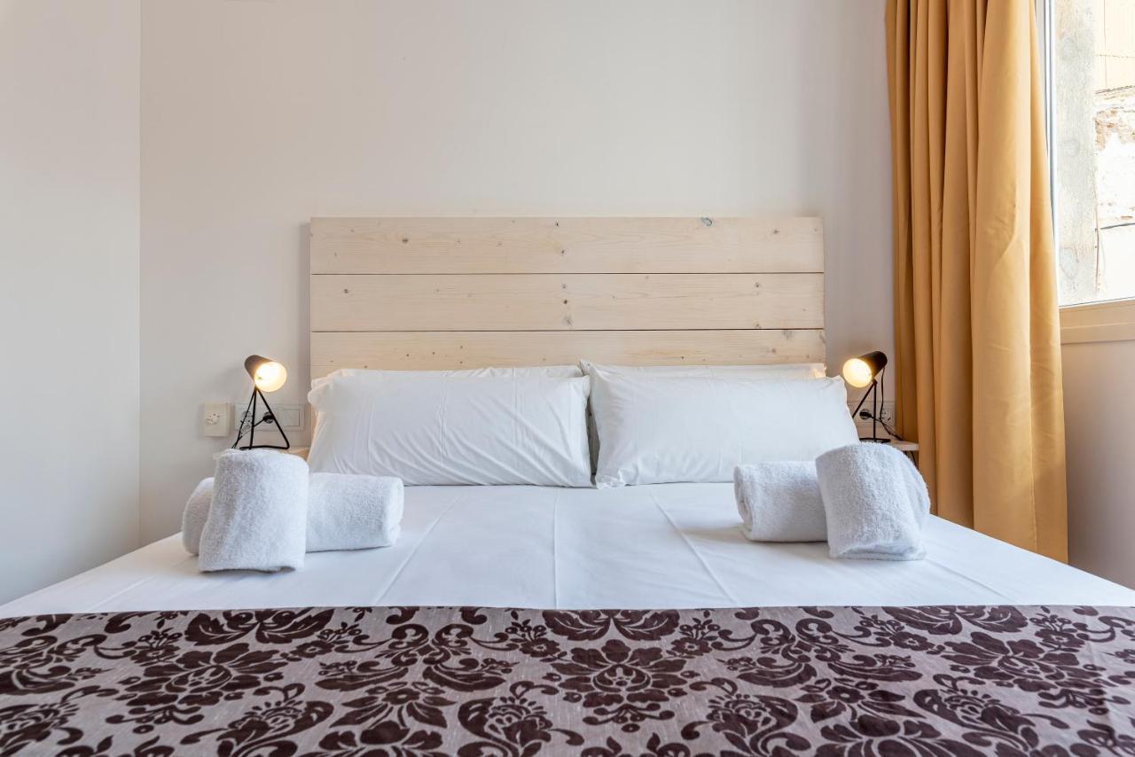 טראגונה Stone Wall Apartment En Barri Port Maritim מראה חיצוני תמונה